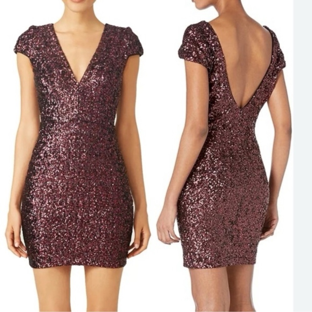 Dress the Population Zoe Sequin Bodycon Mini            
V-Neck Dress